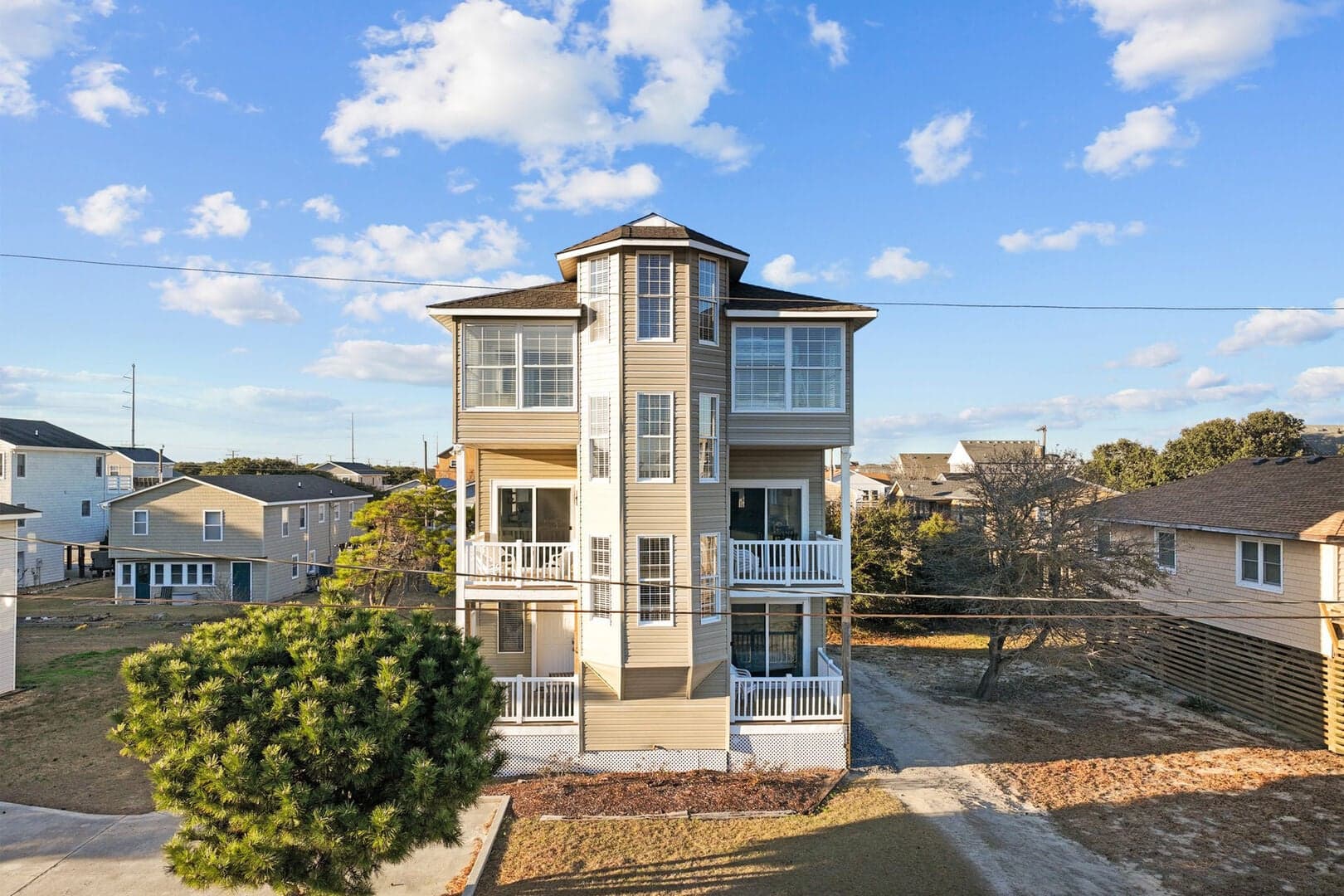 Front exterior of Wright by the Beach